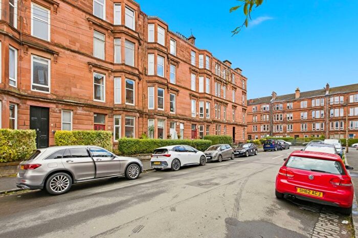 2 Bedroom Flat For Sale In Westclyffe Street, Shawlands, G41