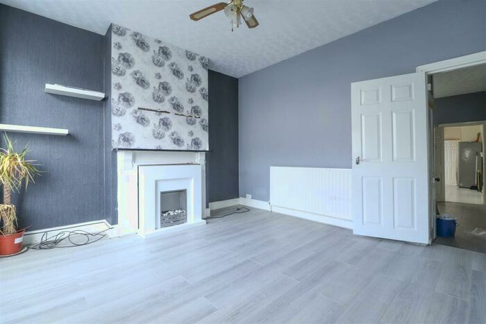 3 Bedroom Terraced House To Rent In Holmsdale Road, Foleshill, Coventry, CV6