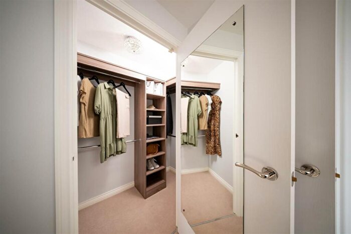 1 Bedroom Apartment For Sale In Nash Road, Westwood Cross, Margate, CT9
