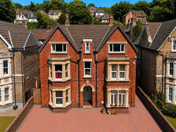 1 Bedroom Flat For Sale In Clapham Road, Bedford, MK41