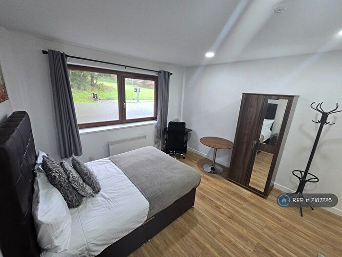 Studio To Rent In Lower Bryan Street, Stoke-On-Trent, ST1