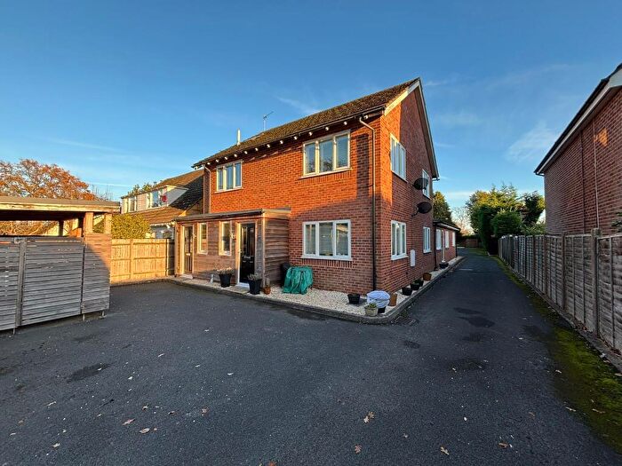 1 Bedroom Apartment To Rent In Little Heath Road, Tilehurst, RG31