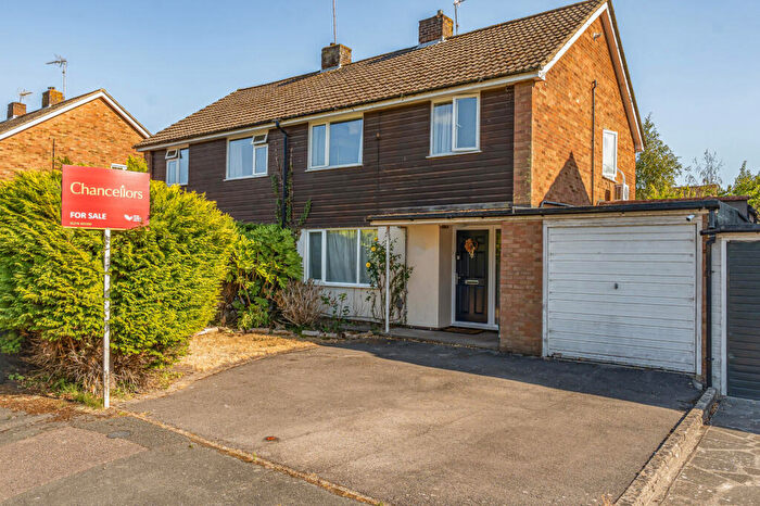 3 Bedroom Detached House For Sale In Hazel Road, Mytchett, Camberley, GU16