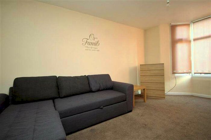 1 Bedroom Apartment To Rent In 126 York Road, Southend-on-sea, Essex, SS1