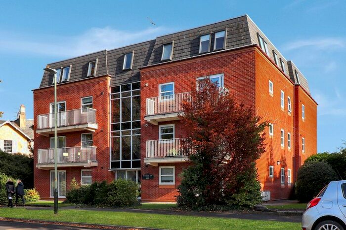 2 Bedroom Flat To Rent In Christchurch Terrace, Malvern Road, Cheltenham, GL50