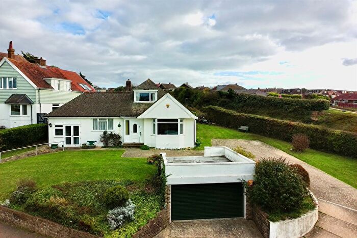 3 Bedroom Detached Bungalow For Sale In Hill Rise, Seaford, BN25