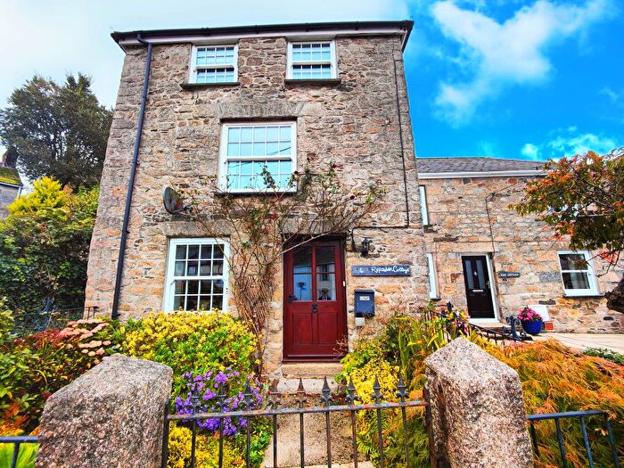2 Bedroom Semi-Detached House To Rent In Truro Hill, Penryn, TR10
