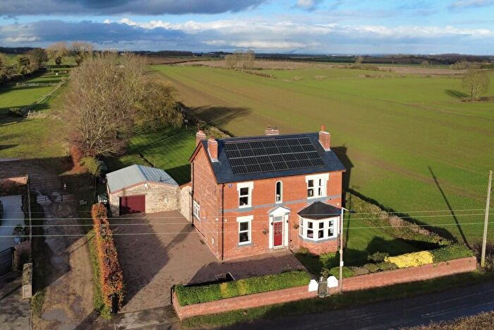 3 Bedroom Detached House For Sale In Austwood Lane, Braithwell, Rotherham, S66