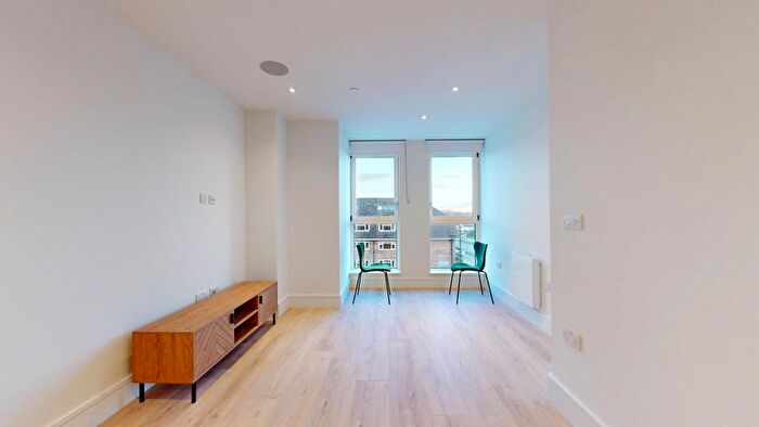 Studio To Rent In Beverley Way, New Malden, SW20