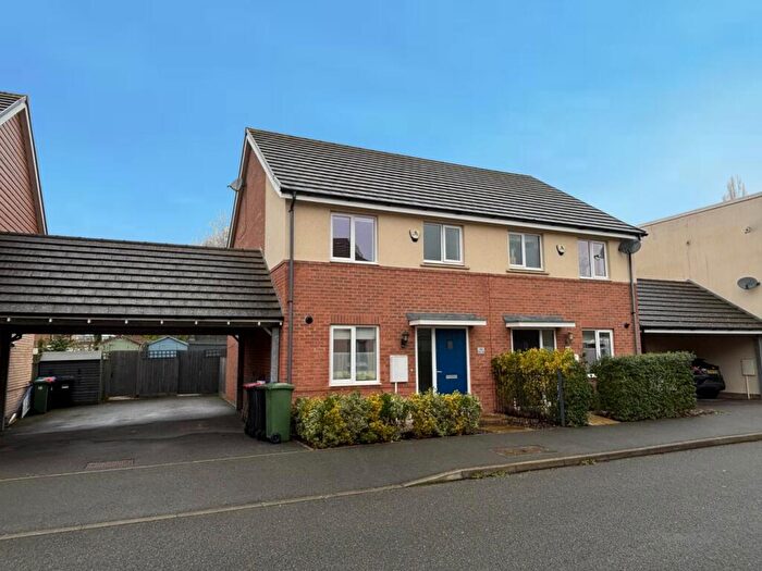 3 Bedroom Semi-Detached House To Rent In Tiltman Lane, Bletchley, Milton Keynes, MK3