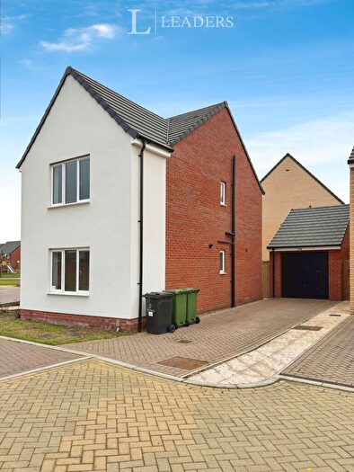 3 Bedroom Detached House To Rent In Burnet Road, Dereham, NR19