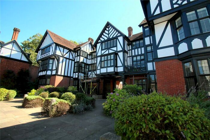 2 Bedroom Apartment To Rent In Rothschild Place, Tring, Hertfordshire, HP23