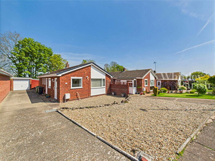 2 Bedroom Detached Bungalow For Sale In Hose Avenue, Roydon, IP22