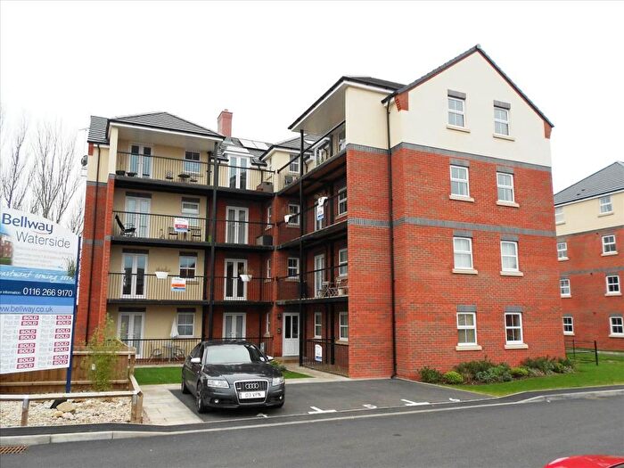 2 Bedroom Flat To Rent In Beagle Close, Leicester, LE4