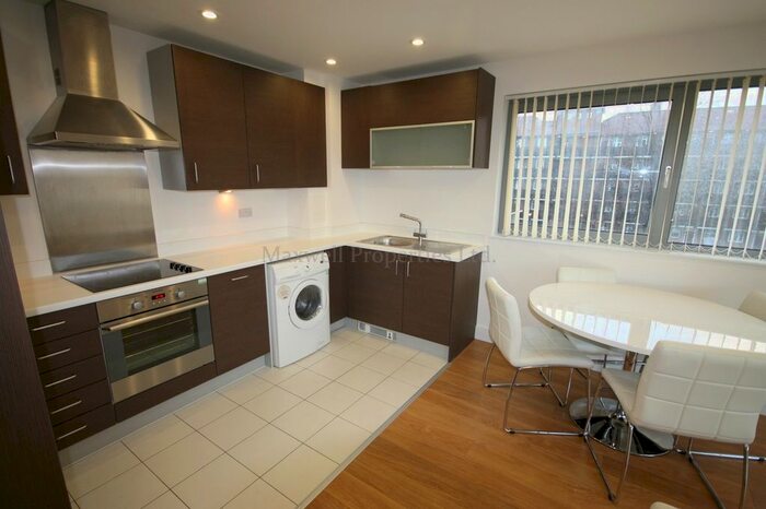 1 Bedroom Flat To Rent In Christian Street, London, London, E1