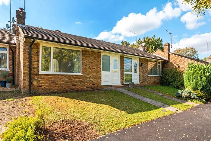 1 Bedroom Bungalow To Rent In Georges Hill, High Wycombe, HP15