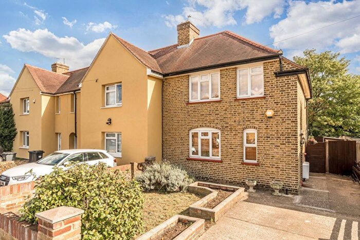 3 Bedroom Property To Rent In Crane Avenue, Isleworth, TW7