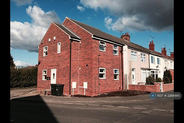 2 Bedroom Flat To Rent In Askern Road, Doncaster, DN5