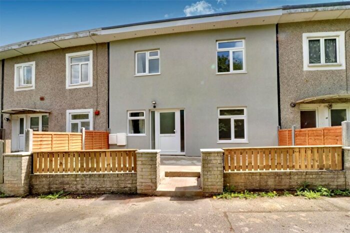 3 Bedroom Terraced House To Rent In Hazel Grove, Hatfield, AL10