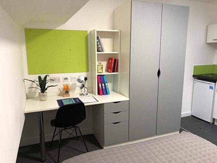 Studio To Rent In Tudor Road, Leicester, LE3