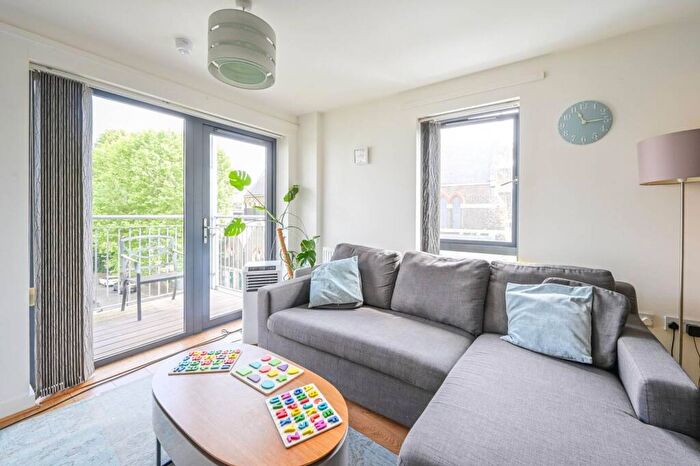 2 Bedroom Flat For Sale In New Century House, Canning Town, London, E16