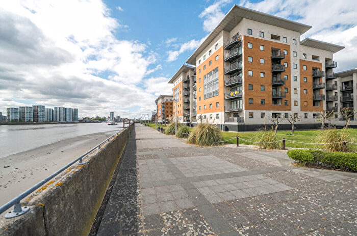 2 Bedroom Apartment For Sale In Fishguard Way, Fishguard, Royal Docks, E16