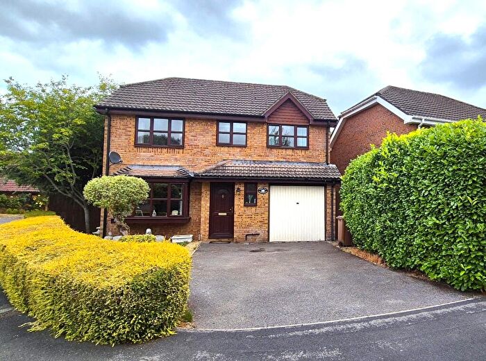 4 Bedroom Detached House For Sale In Valley Mead, SP11