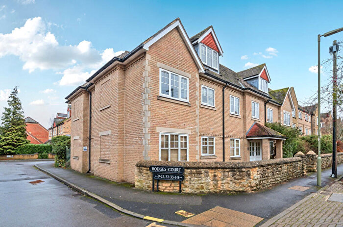 1 Bedroom Apartment For Sale In Hodges Court, Grandpont, Oxford, OX1