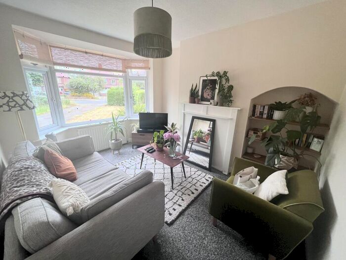 3 Bedroom Semi-Detached House To Rent In Beech Avenue, Beeston, NG9