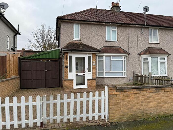 3 Bedroom Terraced House To Rent In Kingsholm Gardens, Eltham, SE9