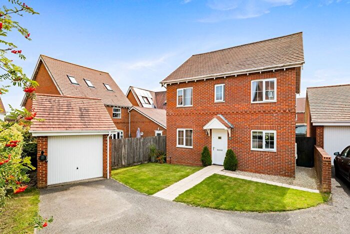 4 Bedroom Detached House For Sale In Trunley Way, Hawkinge, Folkestone, CT18