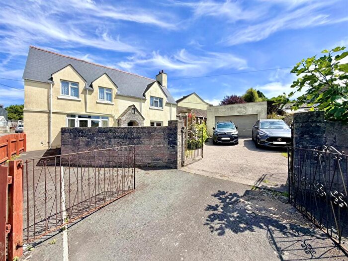 5 Bedroom House For Sale In Oreston, Plymouth, PL9