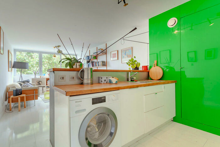 2 Bedroom Apartment To Rent In East Bank, London, N16