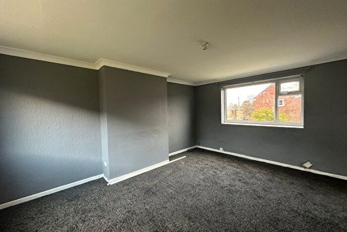 3 Bedroom Property To Rent In Thirlmere Avenue, Burnley, BB12