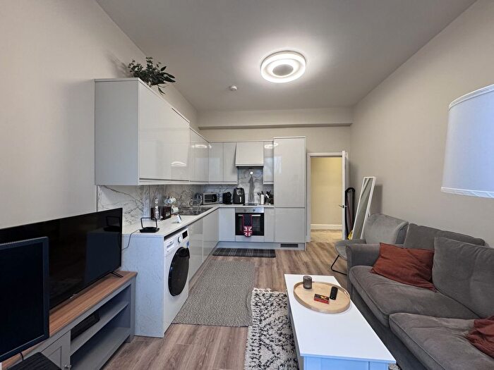 1 Bedroom Flat To Rent In Waldram Park Road, London, SE23