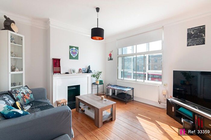 1 Bedroom Flat To Rent In Fairfield Drive, London, SW18