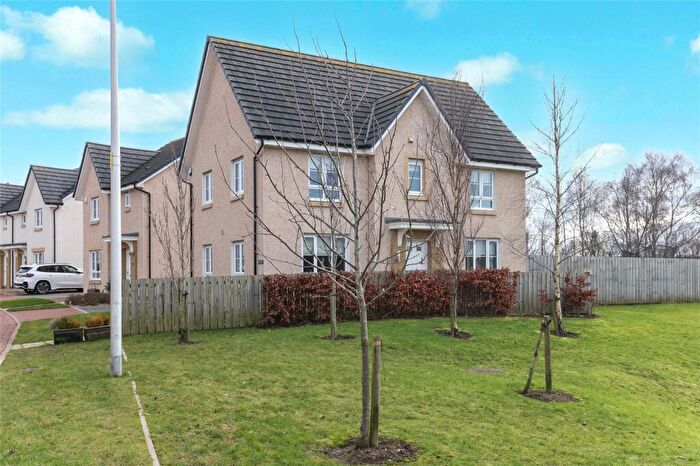 4 Bedroom Detached House For Sale In Northcraig Drive, Motherwell, North Lanarkshire, ML1