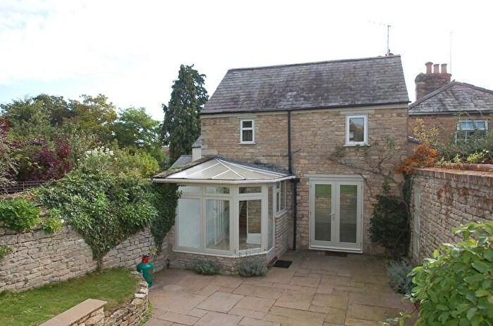 1 Bedroom Semi-Detached House To Rent In East Road, Oundle, Peterborough, Cambridgeshire, PE8