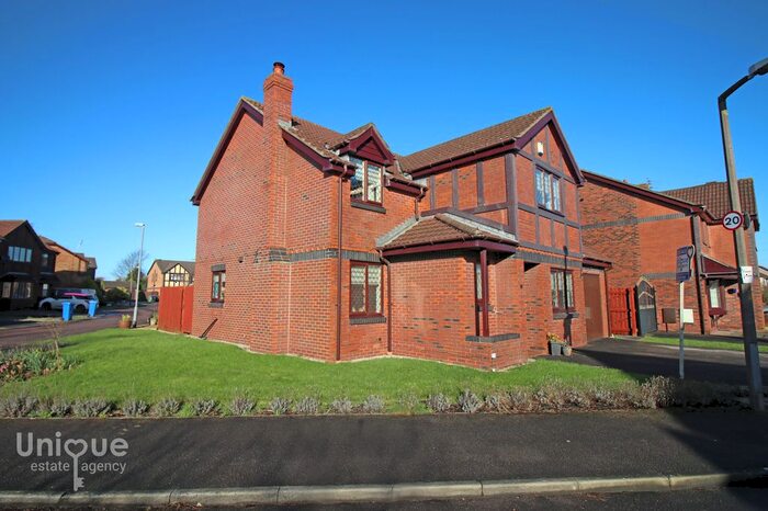 5 Bedroom Detached House For Sale In Trinity Gardens, Thornton-Cleveleys, FY5