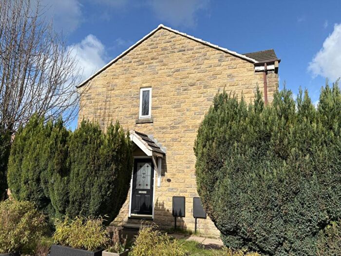 3 Bedroom End Of Terrace House For Sale In Campbell Close, Walshaw, Bury, BL8