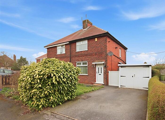 2 Bedroom Semi-Detached House For Sale In West View, Hillstown, Bolsover, Chesterfield, S44