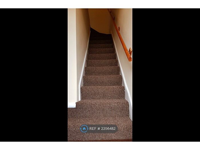 1 Bedroom Terraced House To Rent In Denton Terrace, Morley, Leeds, LS27