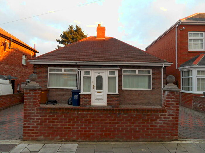 2 Bedroom Detached Bungalow To Rent In Fenham, Newcastle Upon Tyne, NE4