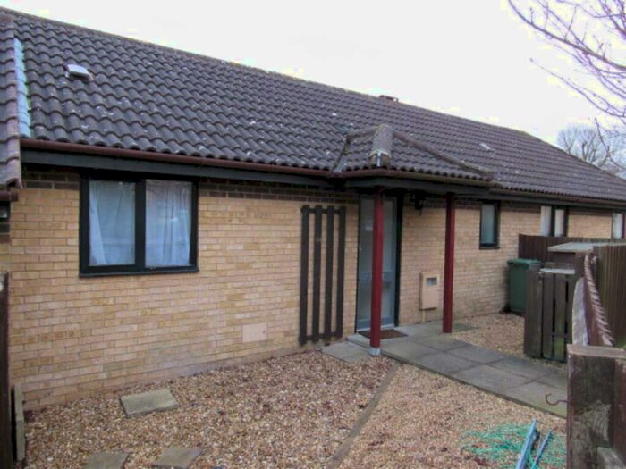 1 Bedroom Terraced Bungalow To Rent In Tweed Drive, Bletchley, Milton Keynes, MK3