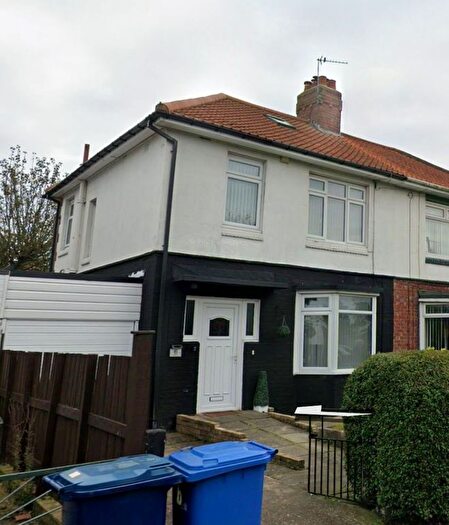 3 Bedroom Semi-Detached House To Rent In Mckendrick, Cowgate, NE5