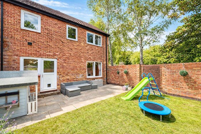 3 Bedroom End Of Terrace House For Sale In Spencer Road, Norwich, NR6