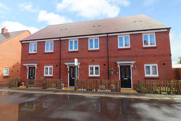2 Bedroom Terraced House For Sale In Merion Road, Botley, SO32