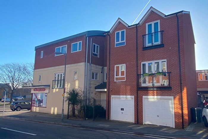 1 Bedroom Apartment To Rent In Salmon Court, Bishop Road, Chelmsford, CM1