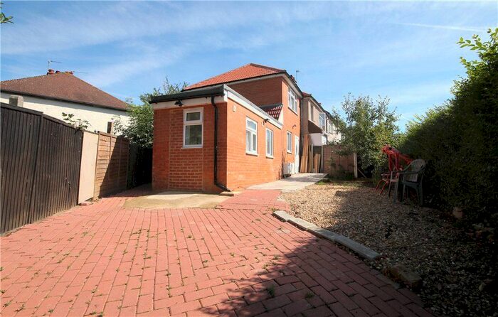 3 Bedroom End Of Terrace House To Rent In Berry Way, Ealing, W5