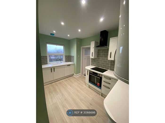 1 Bedroom Flat To Rent In Gipsy Hill, London, SE19
